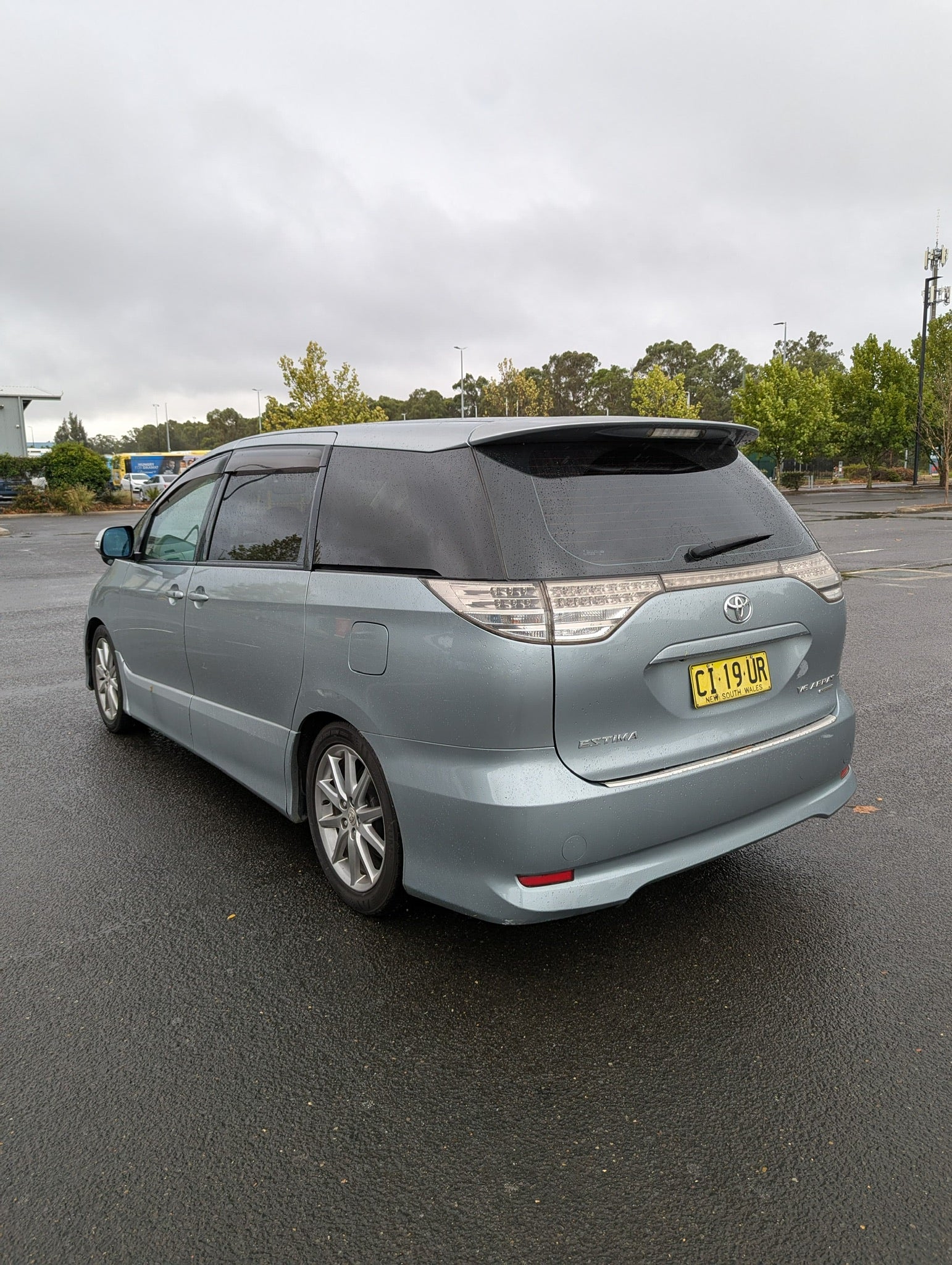 Toyota Estima 7 Seater