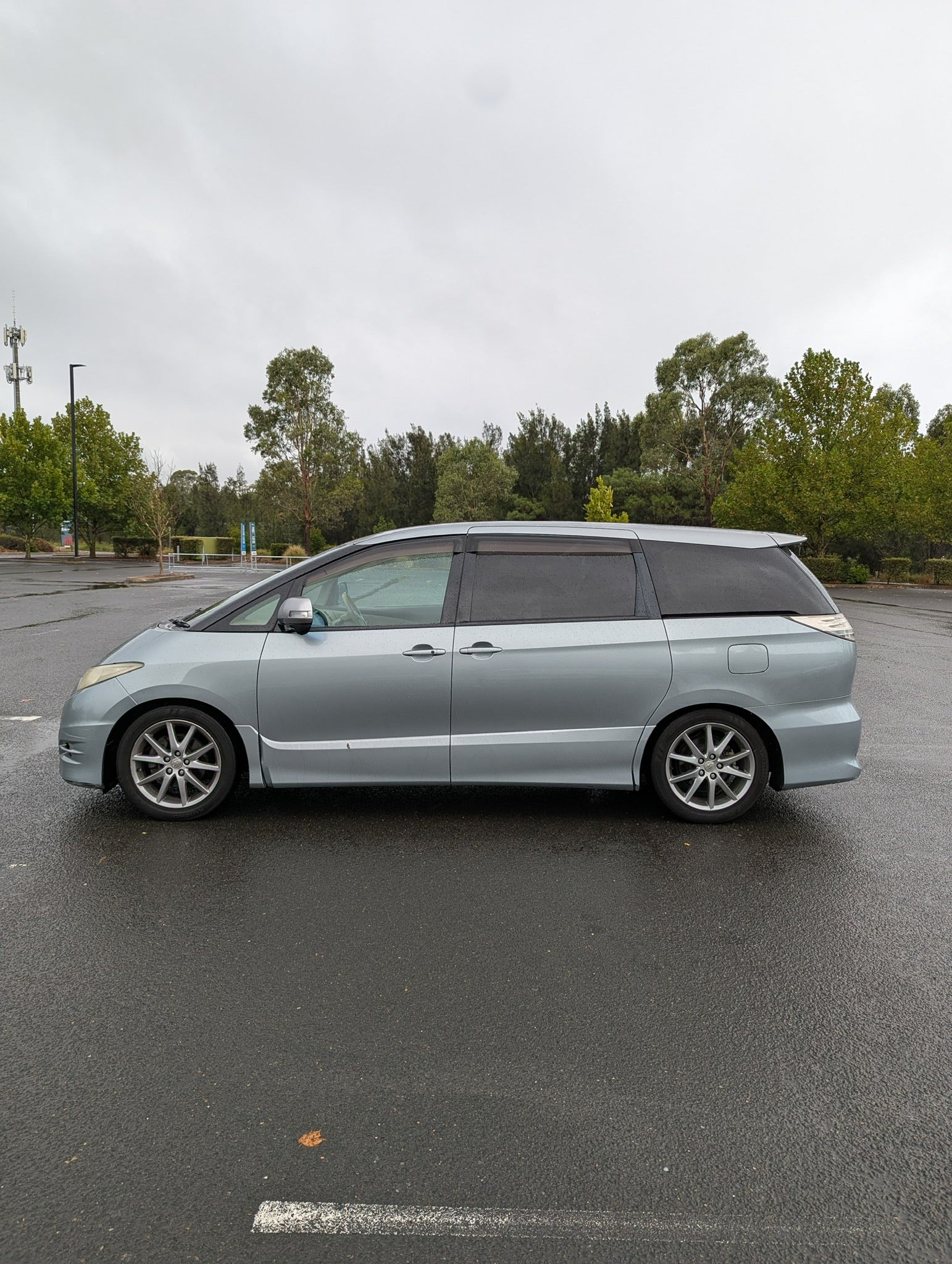 Toyota Estima 7 Seater